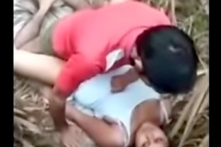 Indian boy fuck married village woman in jungle