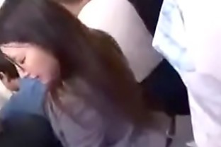 Japonesa com terno, sendo fodida no ônibus