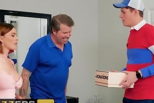Milfs Like it Big - (Krissy Lynn, Justin Hunt) - Im A Giver And A Taker - Brazzers
