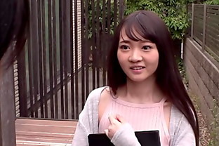 まさかノーブラ！？無防備な貧乳美少女がコリコリに勃った乳首を服越しに露わにする姿に興奮してしまい。パート2 17 min