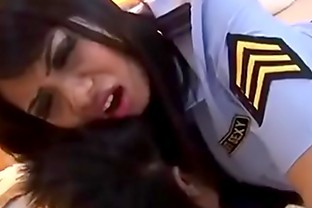 Film Bokep  Pramugari Mesum Dengan Pilot 8 min