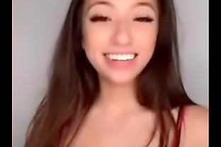 Sexy t. Model 2 min