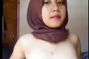 Indonesian Malay Hijabi Horny 01