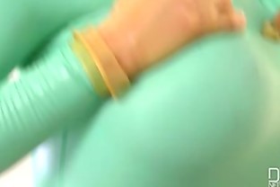 Latex Lucy has a huge Orgasm in clinic fuck session