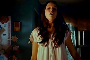 Jenn Proske ( Audio Latino) Vampires Suck