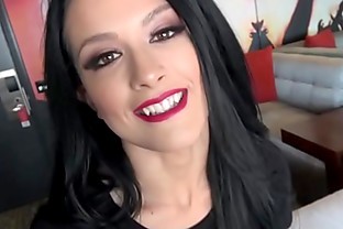 Gothic ho gets creampied