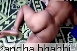 desi village aunty sensual  massage and camsex horny hot desi indian chubby aunty webcam sex with her devar and dirty talk with customer