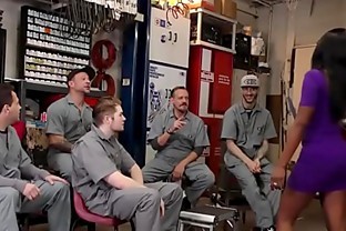 Horny Mechanics Gangbang Ebony Bellah Dahl