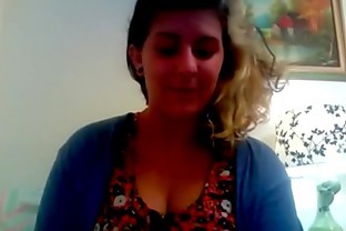 Educational Purposes Only  22-Year-Old Girl On Tumblr Makes An Instructional Video On How To Make Yo
