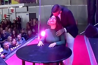 REAL PUBLIC SEX IN BARCELONA. ZENDA SEXY