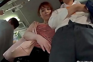痴漢路線バス ～亀頭大好き逆痴漢女～ 1