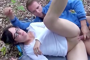 German Teen - 18 JAHRES JUNGES TEENY NACH SCHULE IM WALD GEFICKT