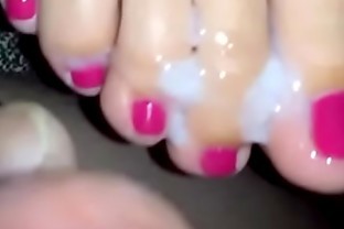 Slowly cum all over wife’s toes closeup and hot