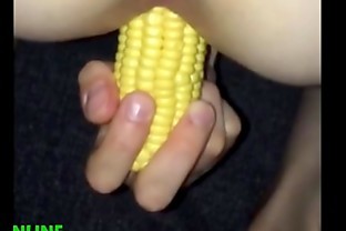Corn tight enters the vagina -