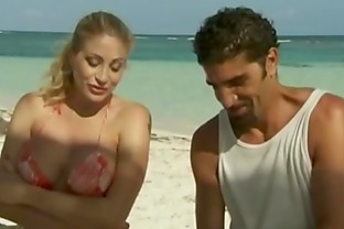 Italian pornstar Vittoria Risi screwed by two sailors on the beach