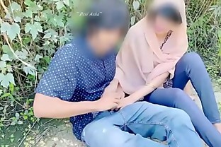 Hijab desi girl fucked in jungle with her boyfriend