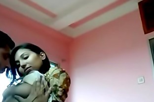 Girl kissing boyfriend sex scandal leaked