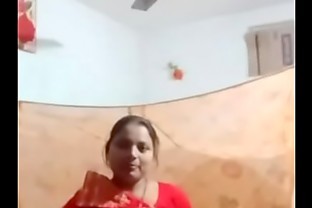 Mani kaur show her chubby body and remove clothes