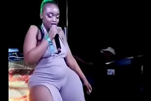 Best Teen BBW Shaking Her Ass in My Party