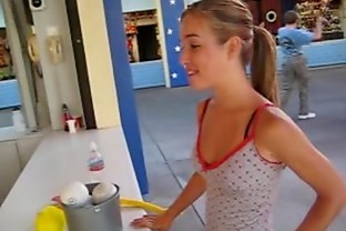 Sandy Sweet tossing balls